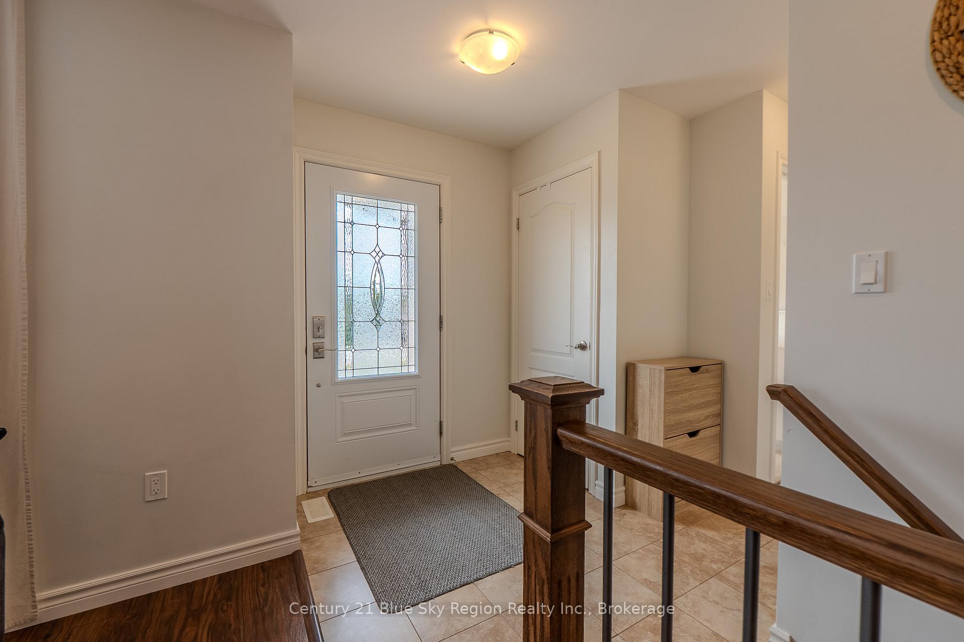 Photo 3 of 170 Carmichael Drive, North Bay, Airport — HOMEH