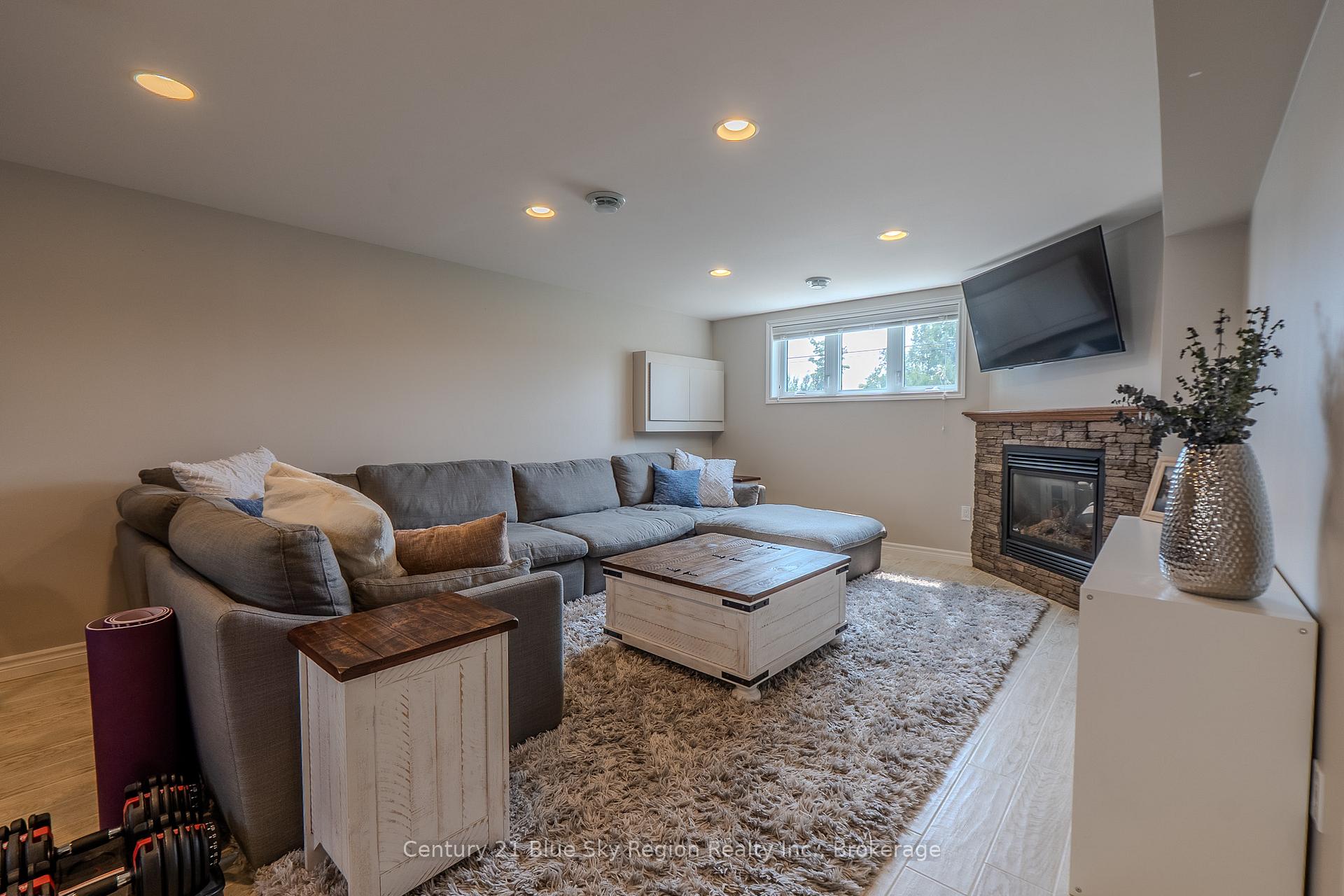 Photo 23 of 170 Carmichael Drive, North Bay, Airport — HOMEH
