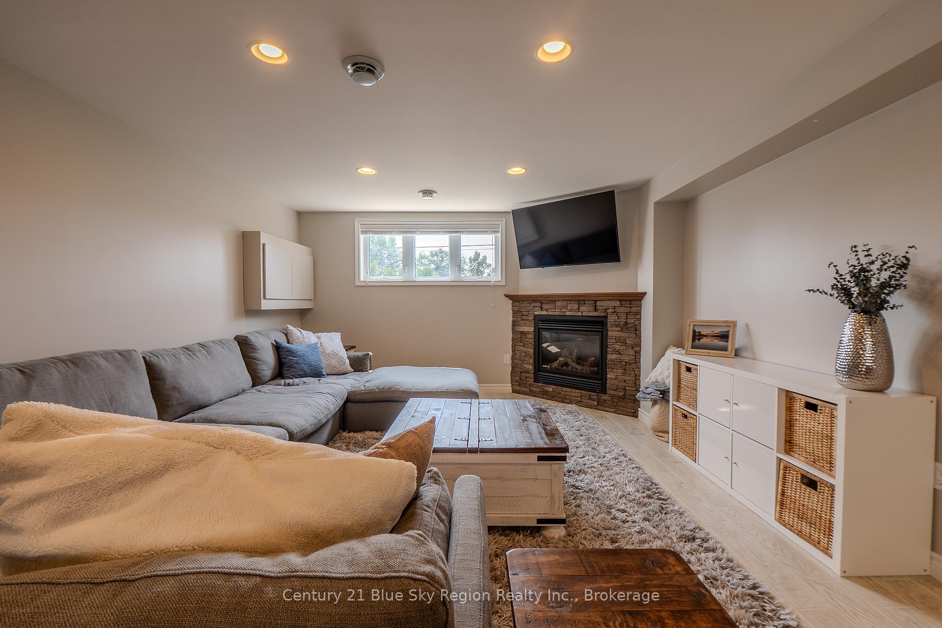 Photo 24 of 170 Carmichael Drive, North Bay, Airport — HOMEH