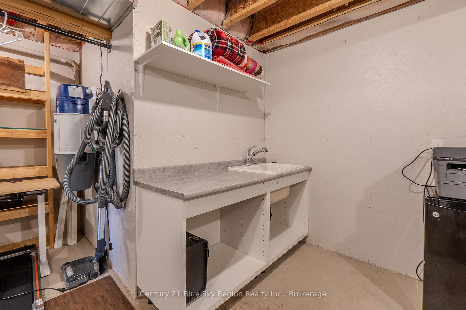 Photo 34 of 170 Carmichael Drive, North Bay, Airport — HOMEH