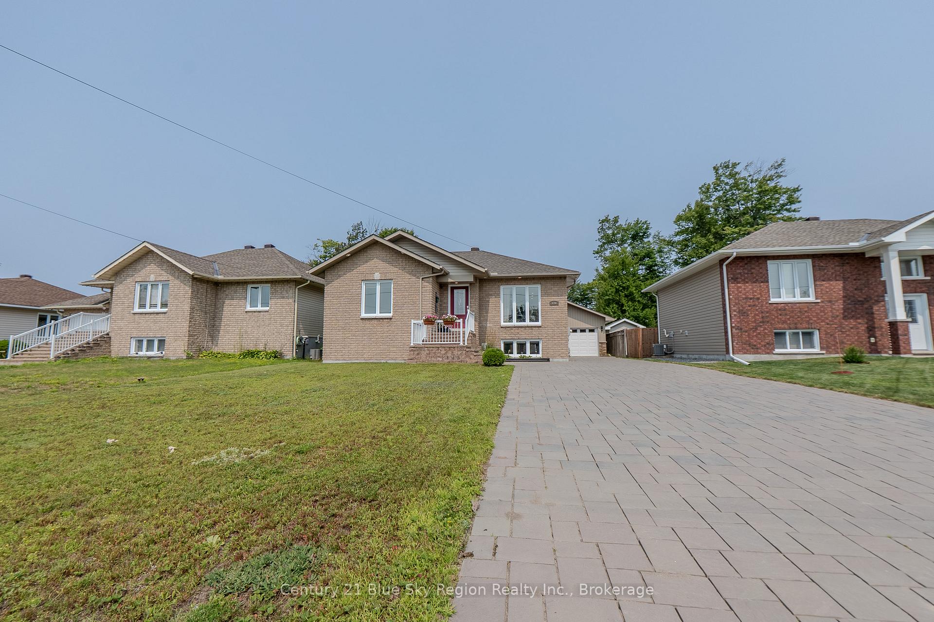 Photo 47 of 170 Carmichael Drive, North Bay, Airport — HOMEH