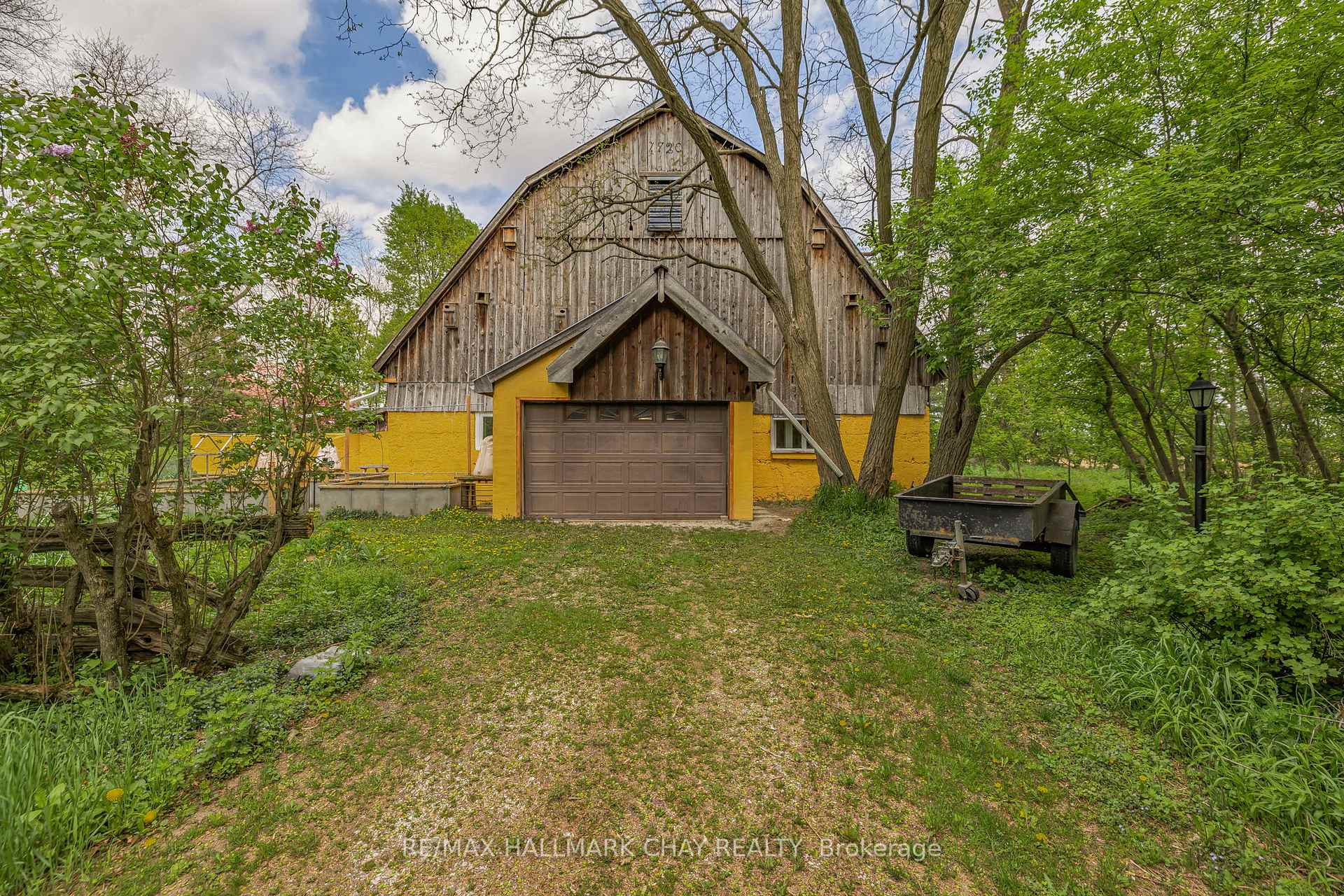 Photo 3 of 6402 9th Line, New Tecumseth, Rural New Tecumseth — HOMEH