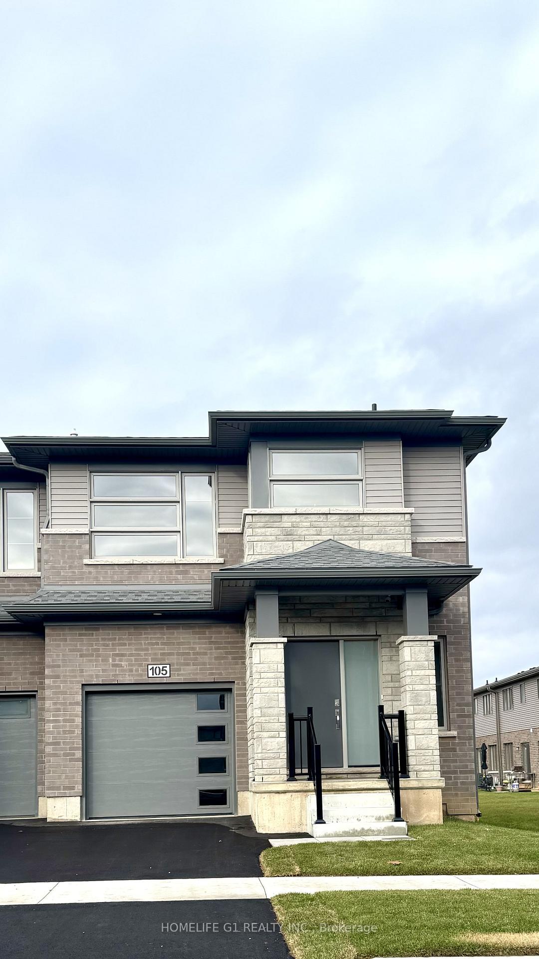 Photo 1 of 105 Acacia Road, Pelham, Fonthill — HOMEH