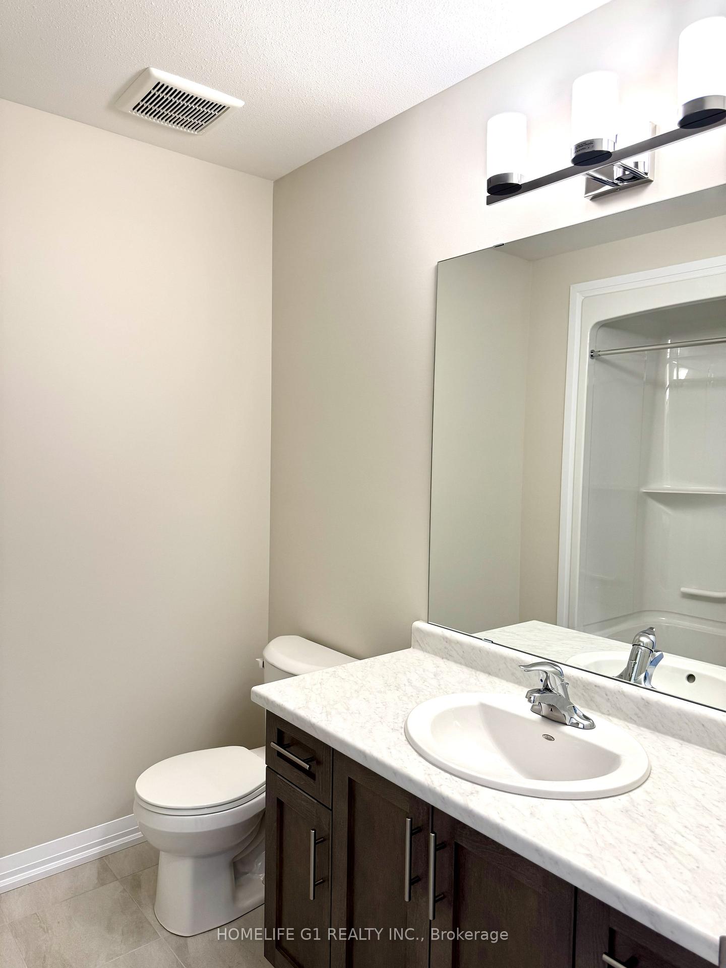Photo 11 of 105 Acacia Road, Pelham, Fonthill — HOMEH