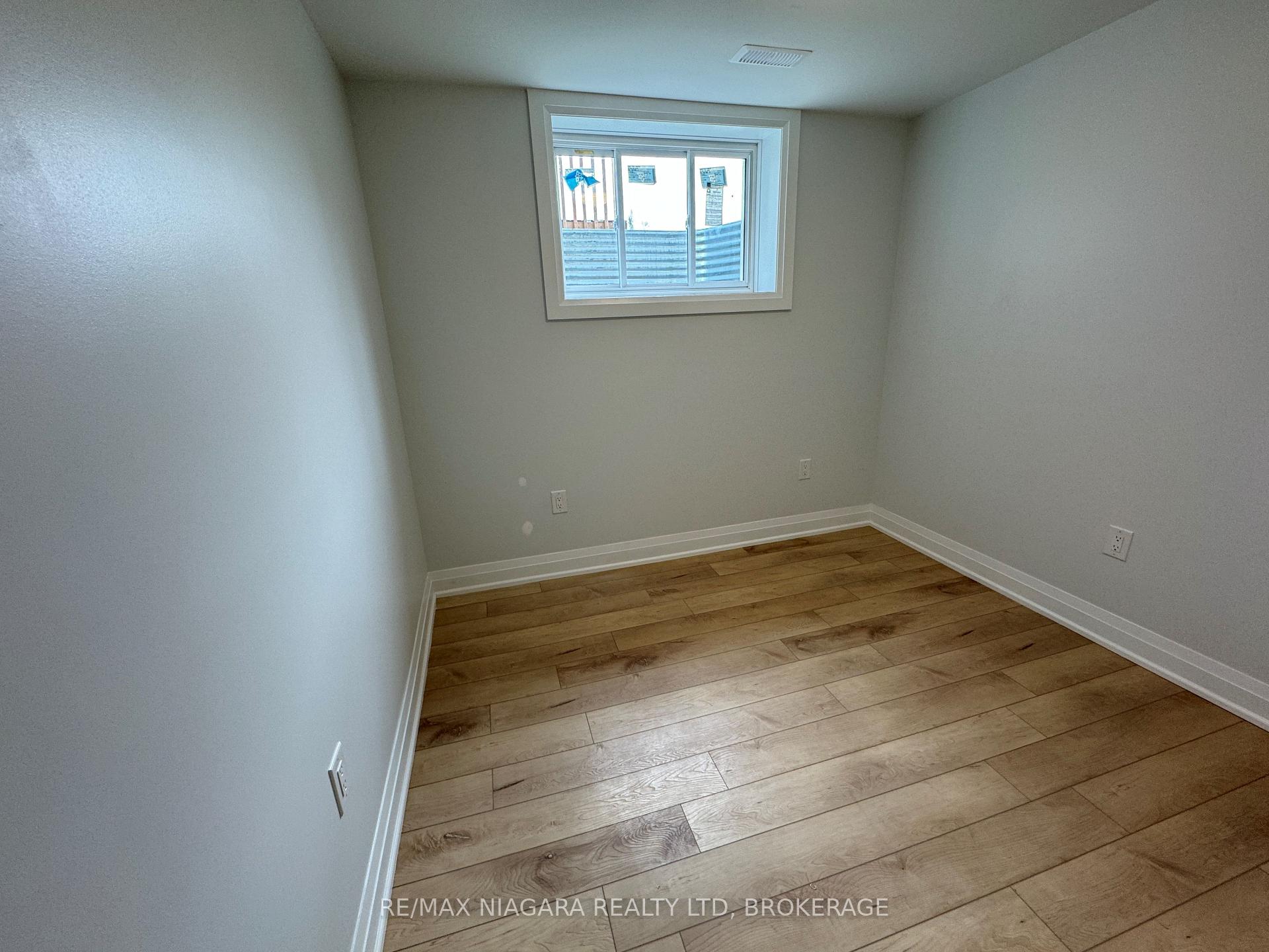 Photo 7 of Unit Lower, 7872 Seabiscuit Drive, Niagara Falls, Ascot — HOMEH