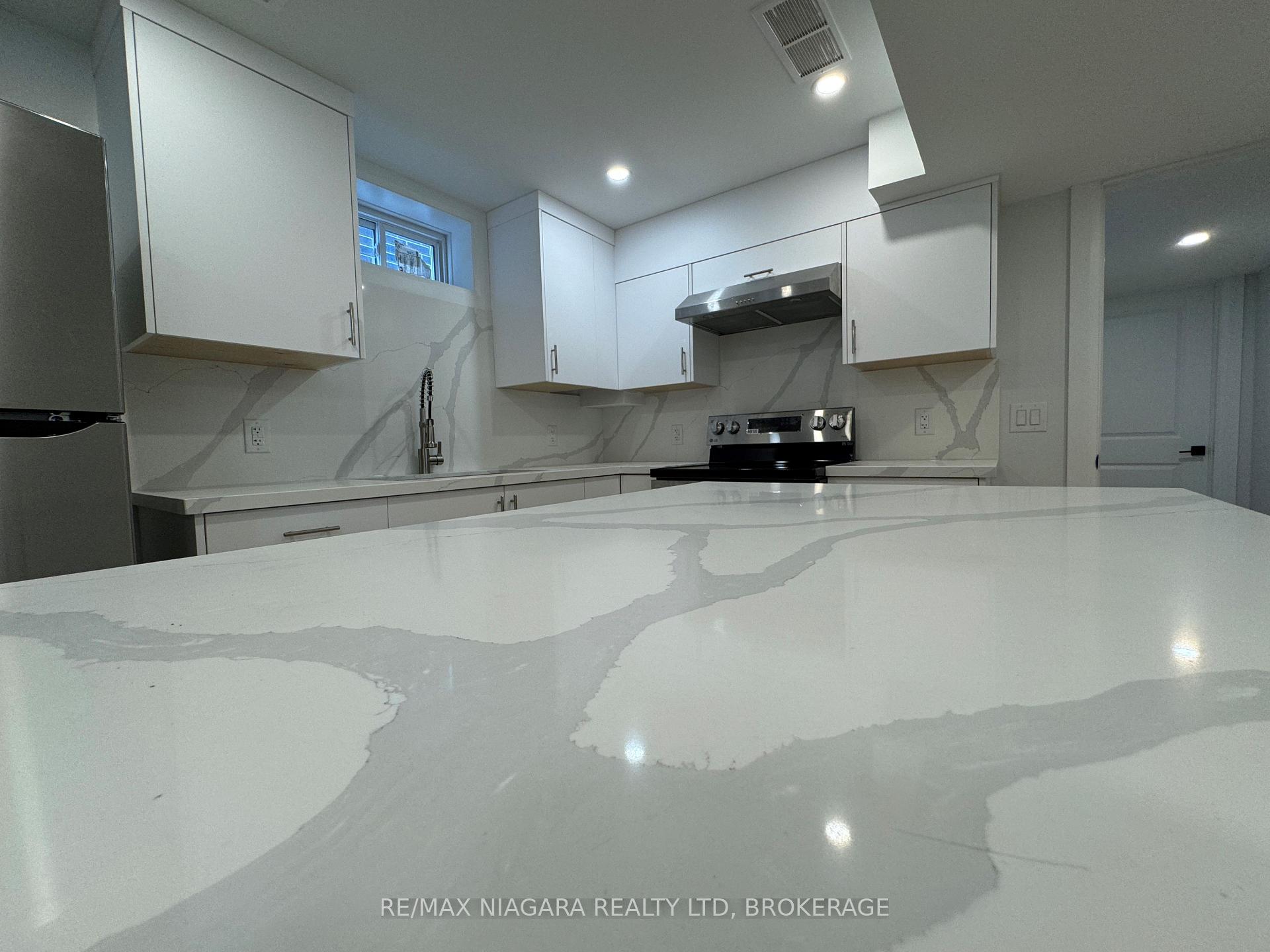 Photo 11 of Unit Lower, 7872 Seabiscuit Drive, Niagara Falls, Ascot — HOMEH