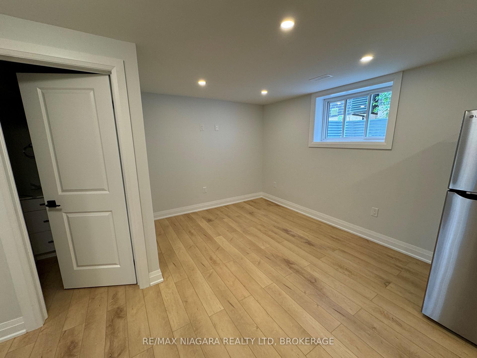 Photo 13 of Unit Lower, 7872 Seabiscuit Drive, Niagara Falls, Ascot — HOMEH