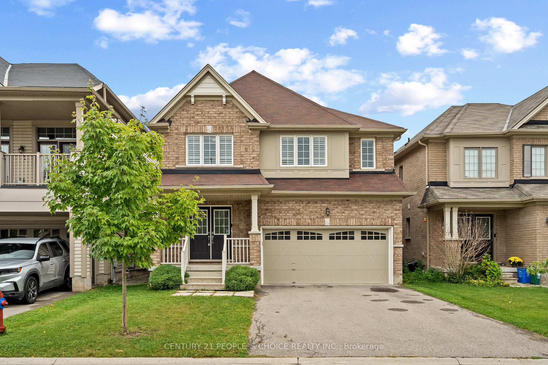 Photo 2 of 7822 Juneberry Drive, Niagara Falls, Brown — HOMEH