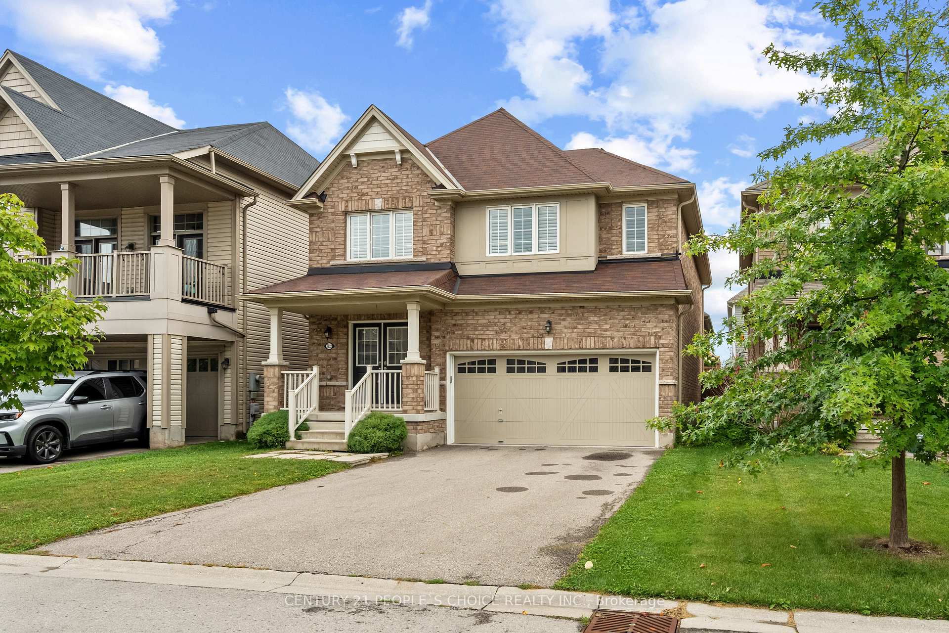 Photo 3 of 7822 Juneberry Drive, Niagara Falls, Brown — HOMEH