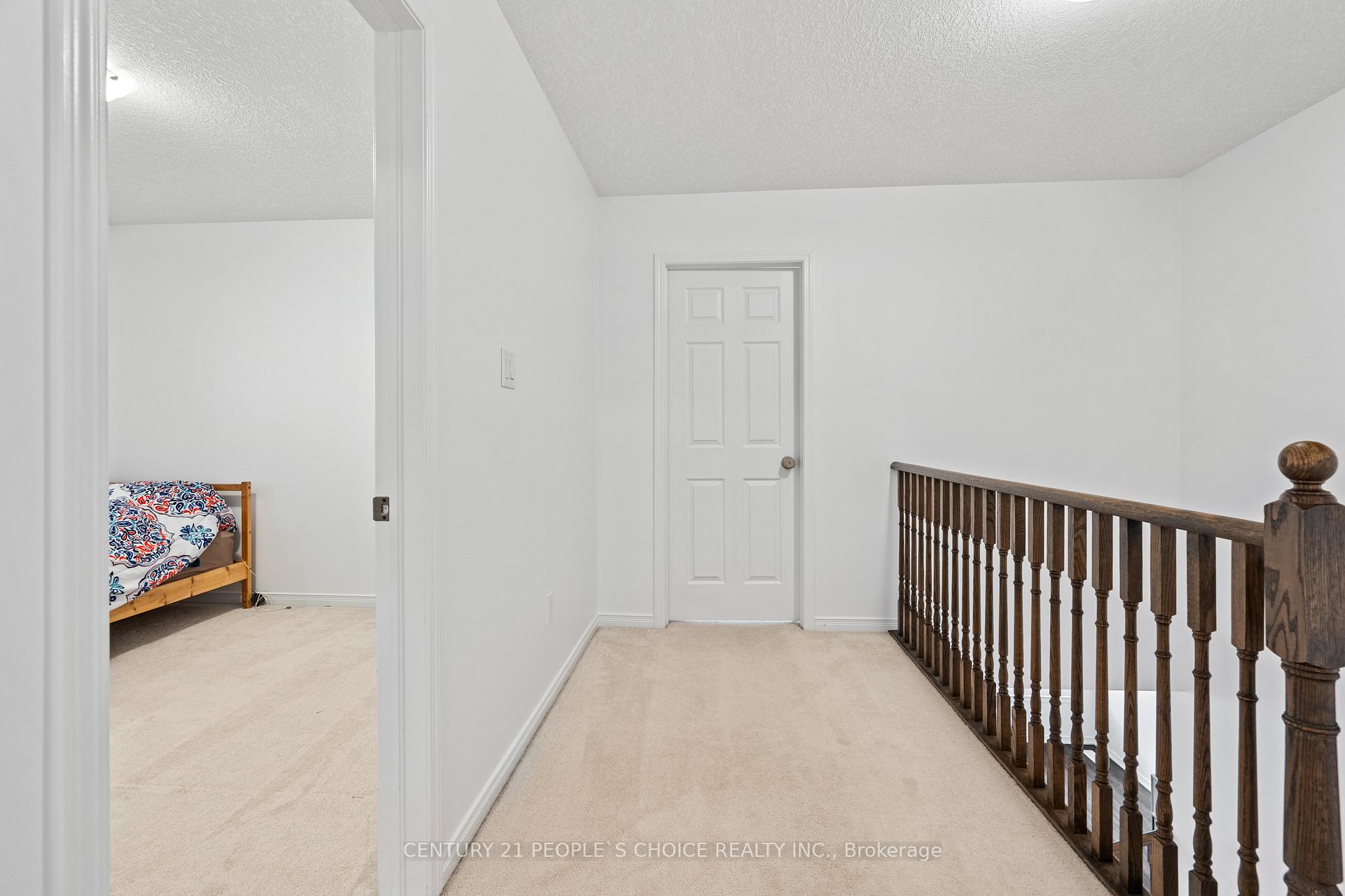 Photo 22 of 7822 Juneberry Drive, Niagara Falls, Brown — HOMEH