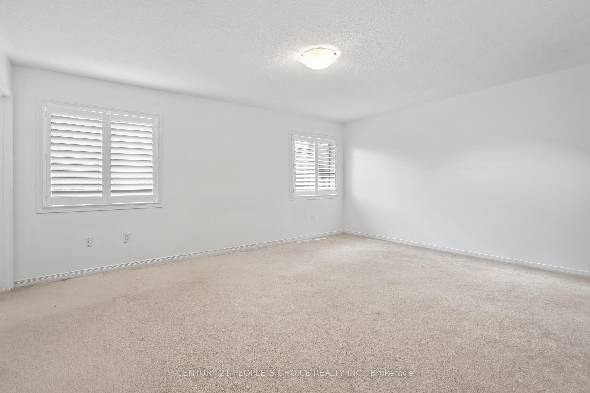 Photo 25 of 7822 Juneberry Drive, Niagara Falls, Brown — HOMEH