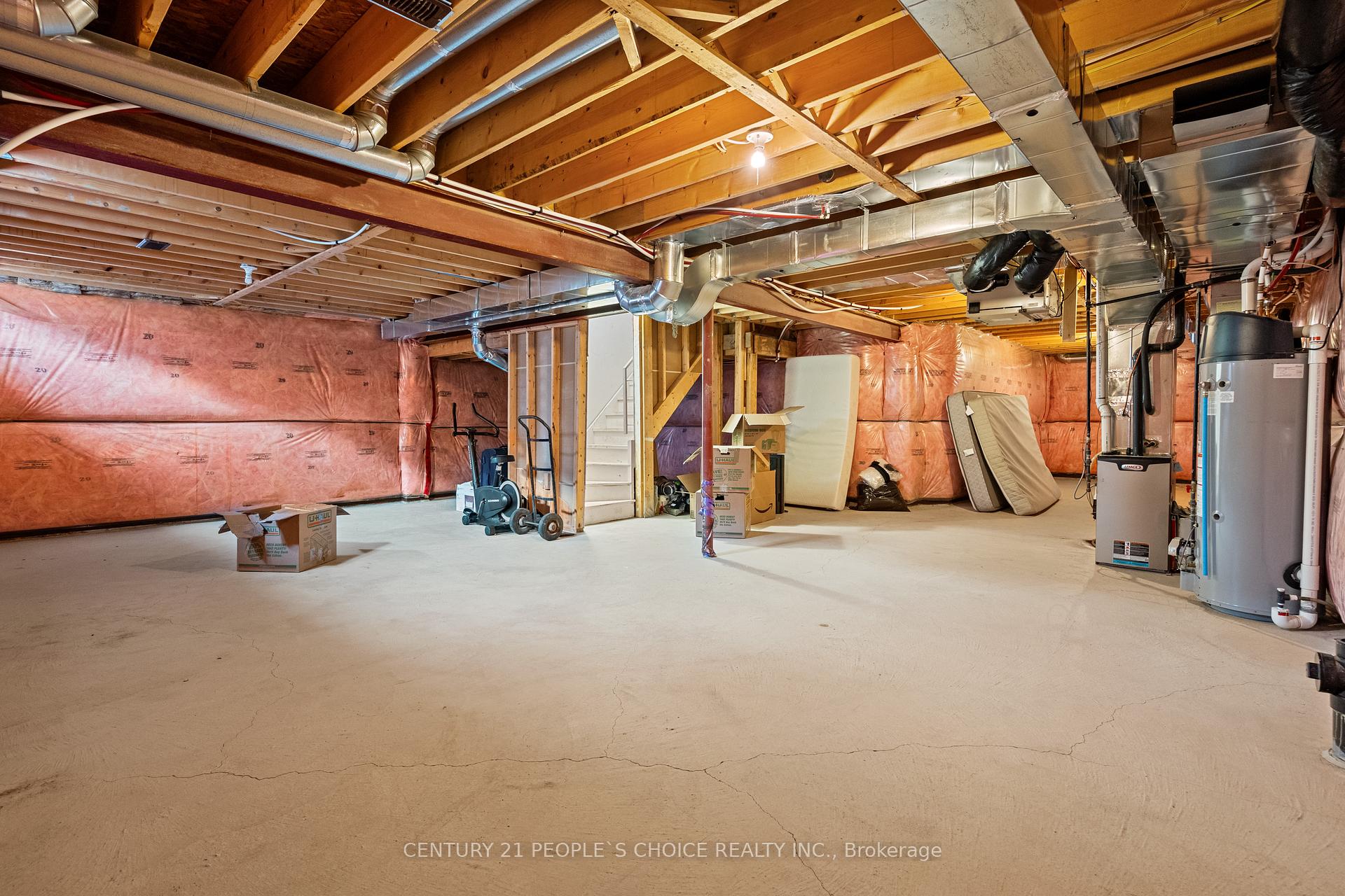 Photo 39 of 7822 Juneberry Drive, Niagara Falls, Brown — HOMEH
