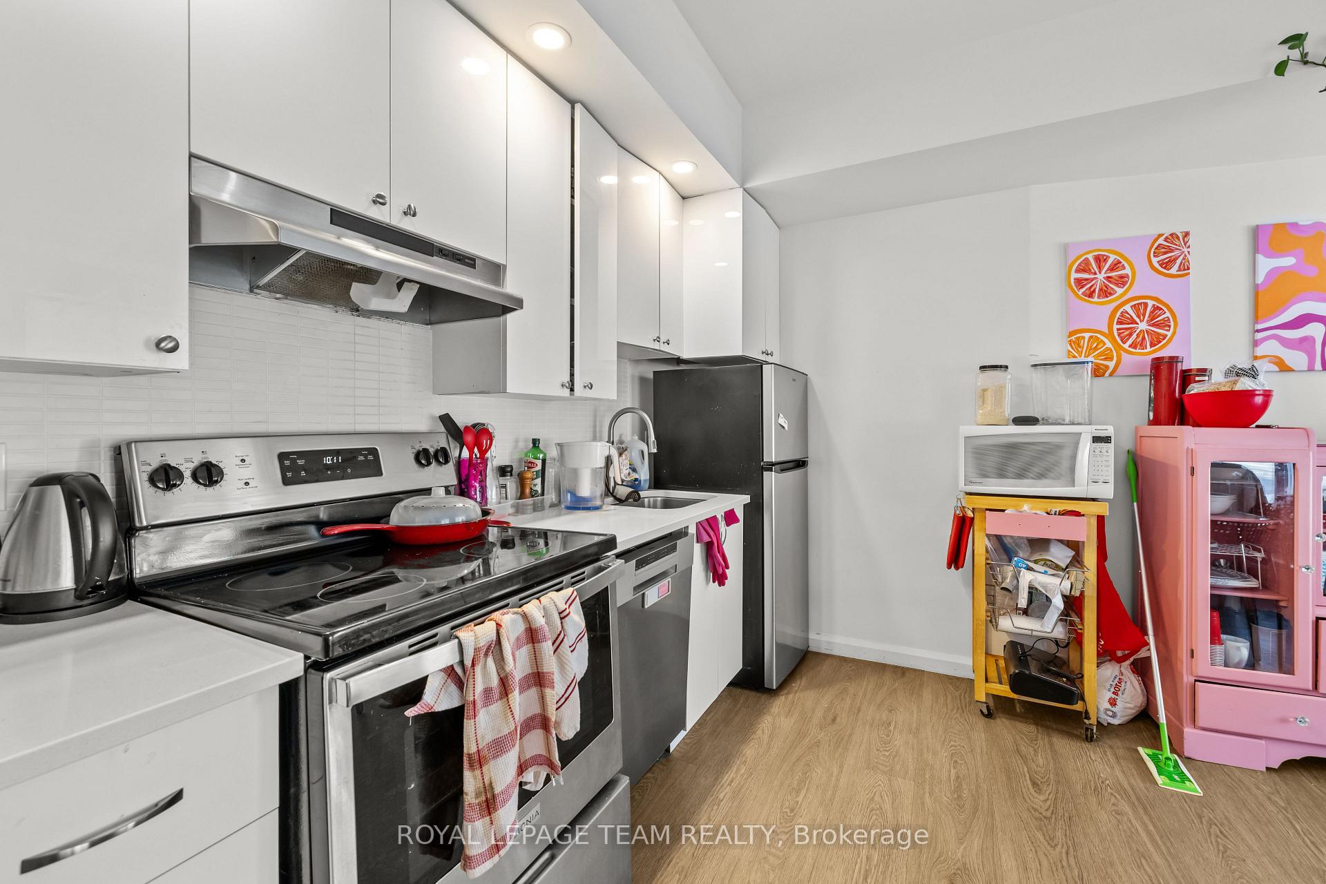 Photo 5 of Unit 100, 506 Gladstone Avenue, Ottawa, Ottawa Centre — HOMEH