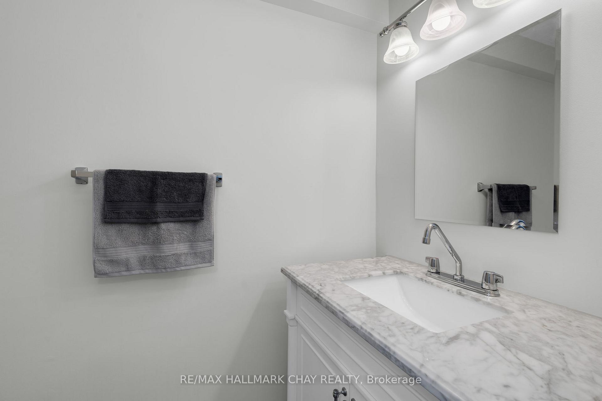 Photo 17 of 38 Lankin Boulevard, Orillia — HOMEH
