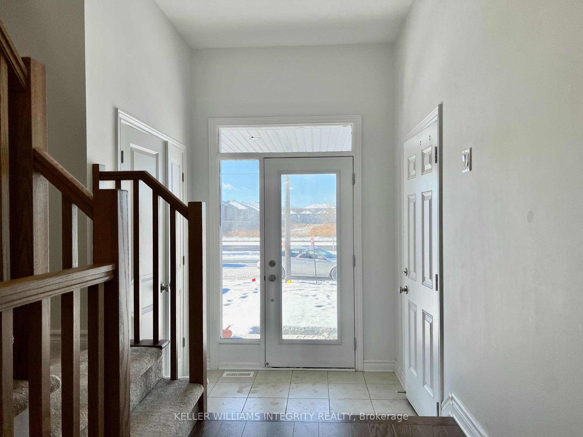 Photo 3 of 699 Cordelette Circle, Ottawa, Mer Bleue/Bradley Estates/Anderson Park — HOMEH