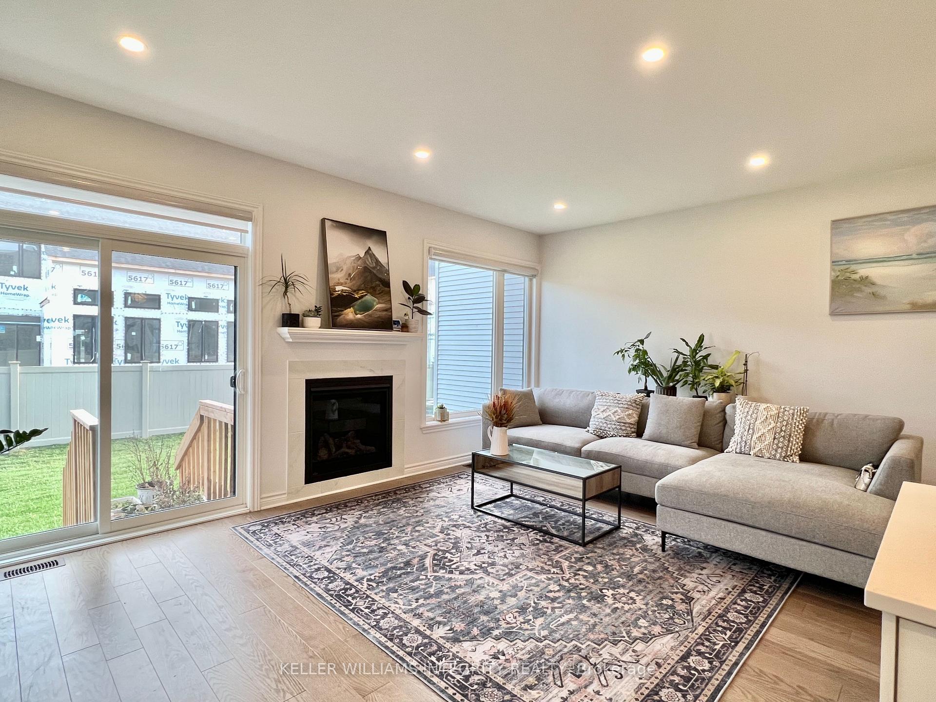 Photo 13 of 699 Cordelette Circle, Ottawa, Mer Bleue/Bradley Estates/Anderson Park — HOMEH