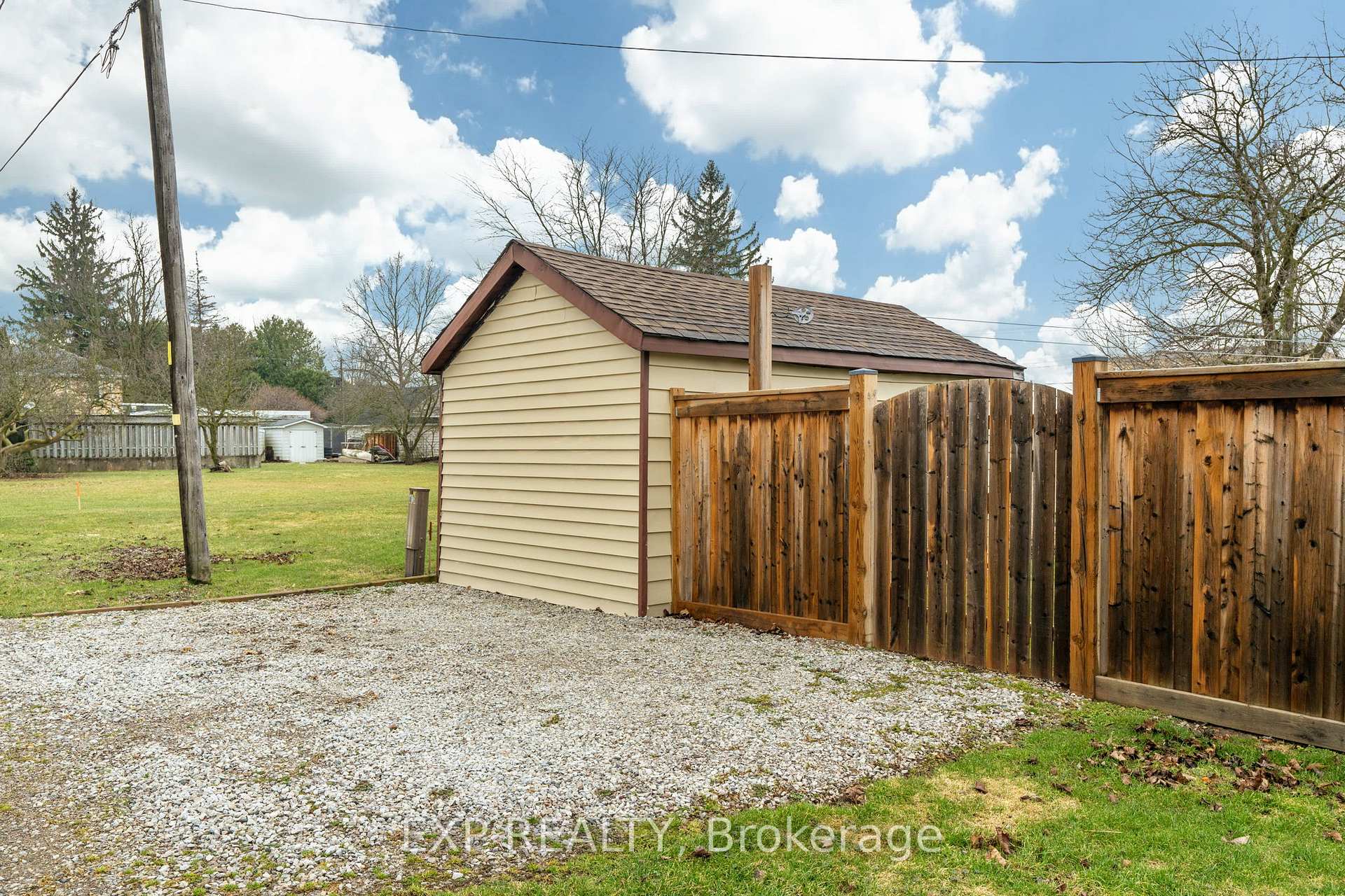 Photo 34 of 227 Anna Street, North Middlesex, Parkhill — HOMEH