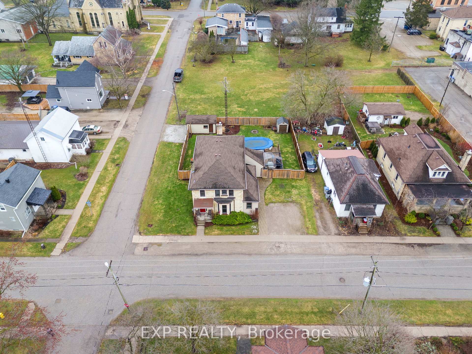 Photo 44 of 227 Anna Street, North Middlesex, Parkhill — HOMEH