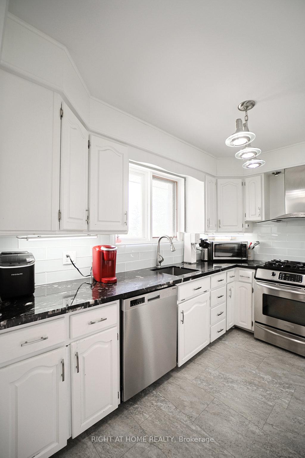 Photo 31 of 5909 13th Line, New Tecumseth, Rural New Tecumseth — HOMEH