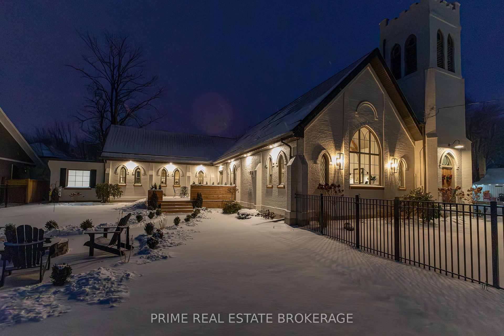 Photo 1 of 155 Broadway Street, North Middlesex, Parkhill — HOMEH