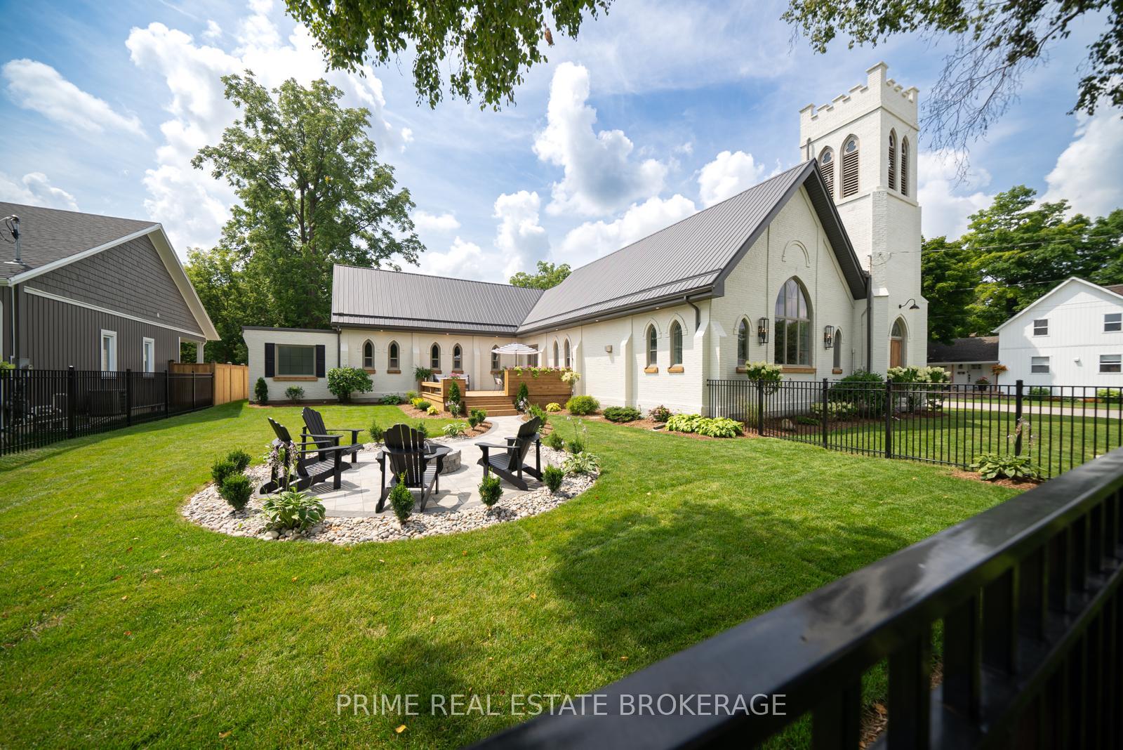 Photo 5 of 155 Broadway Street, North Middlesex, Parkhill — HOMEH