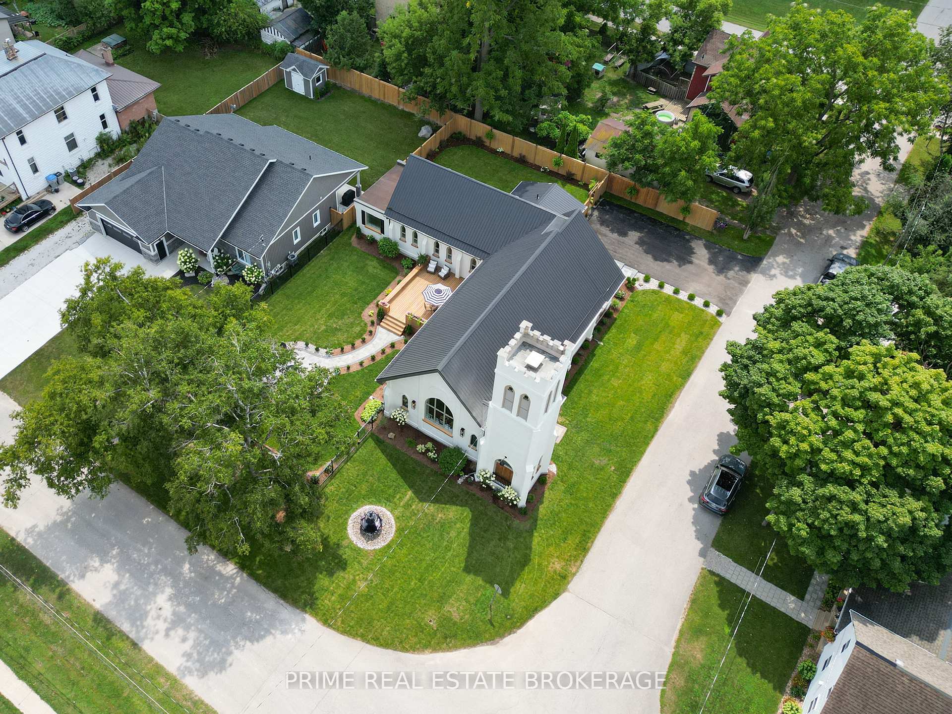 Photo 6 of 155 Broadway Street, North Middlesex, Parkhill — HOMEH