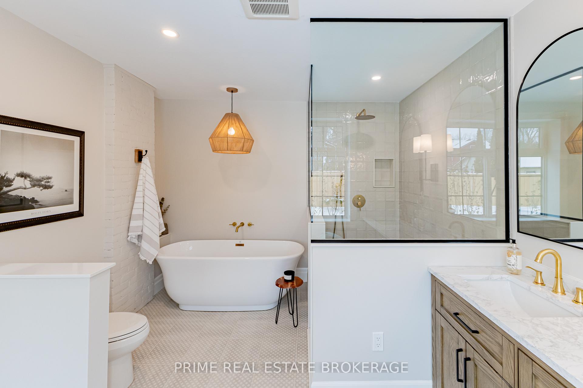 Photo 30 of 155 Broadway Street, North Middlesex, Parkhill — HOMEH