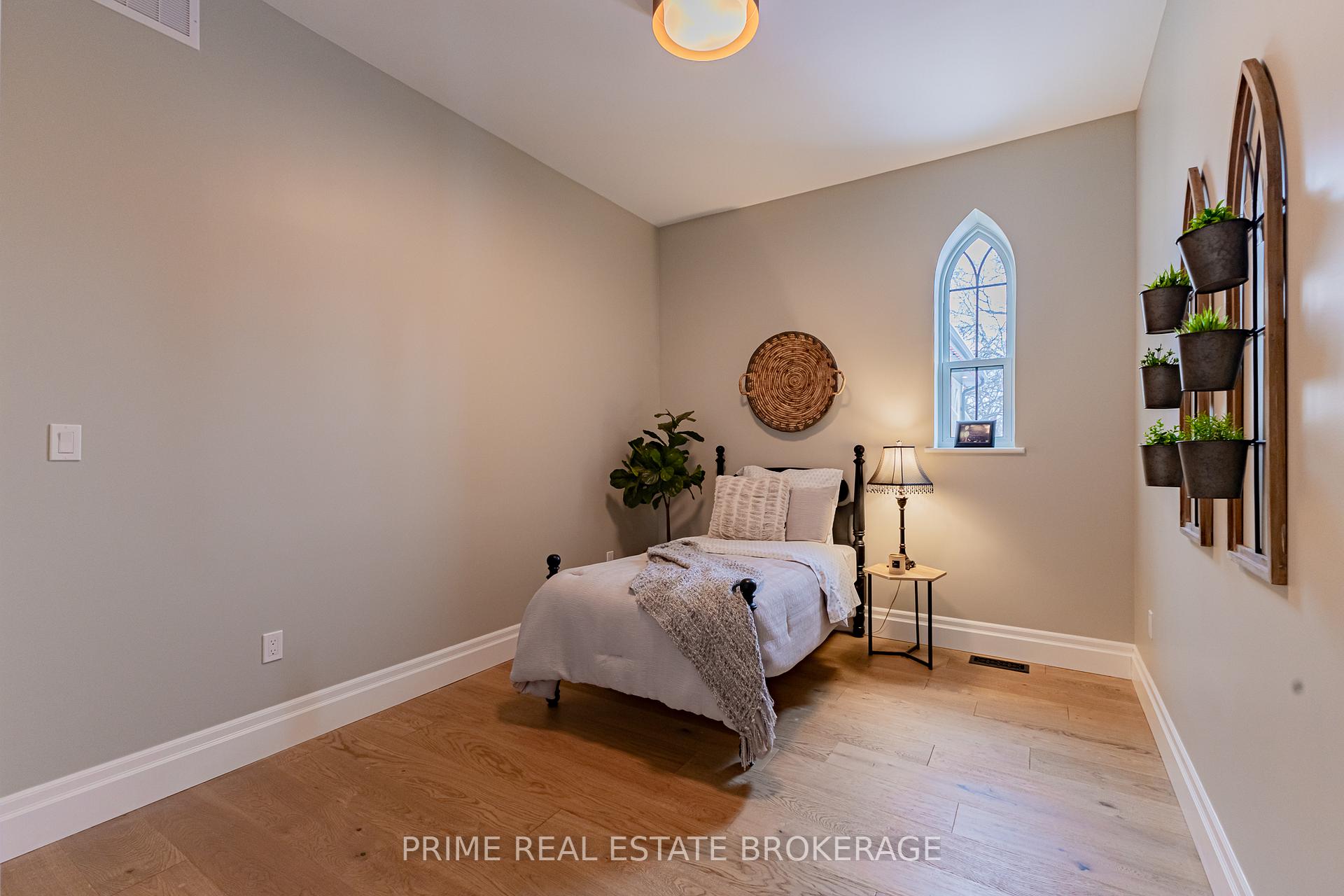 Photo 35 of 155 Broadway Street, North Middlesex, Parkhill — HOMEH
