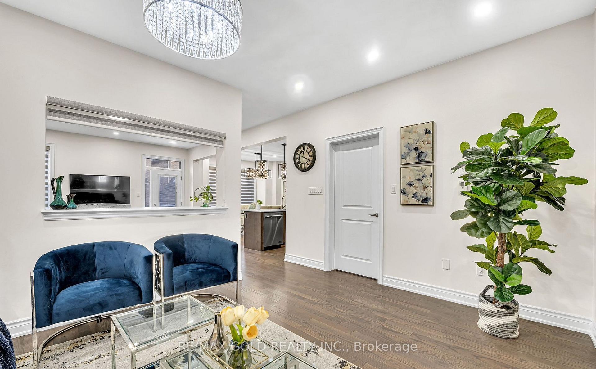 Photo 19 of Unit UPPER, 418 Ramsey Place, Milton, Ford — HOMEH