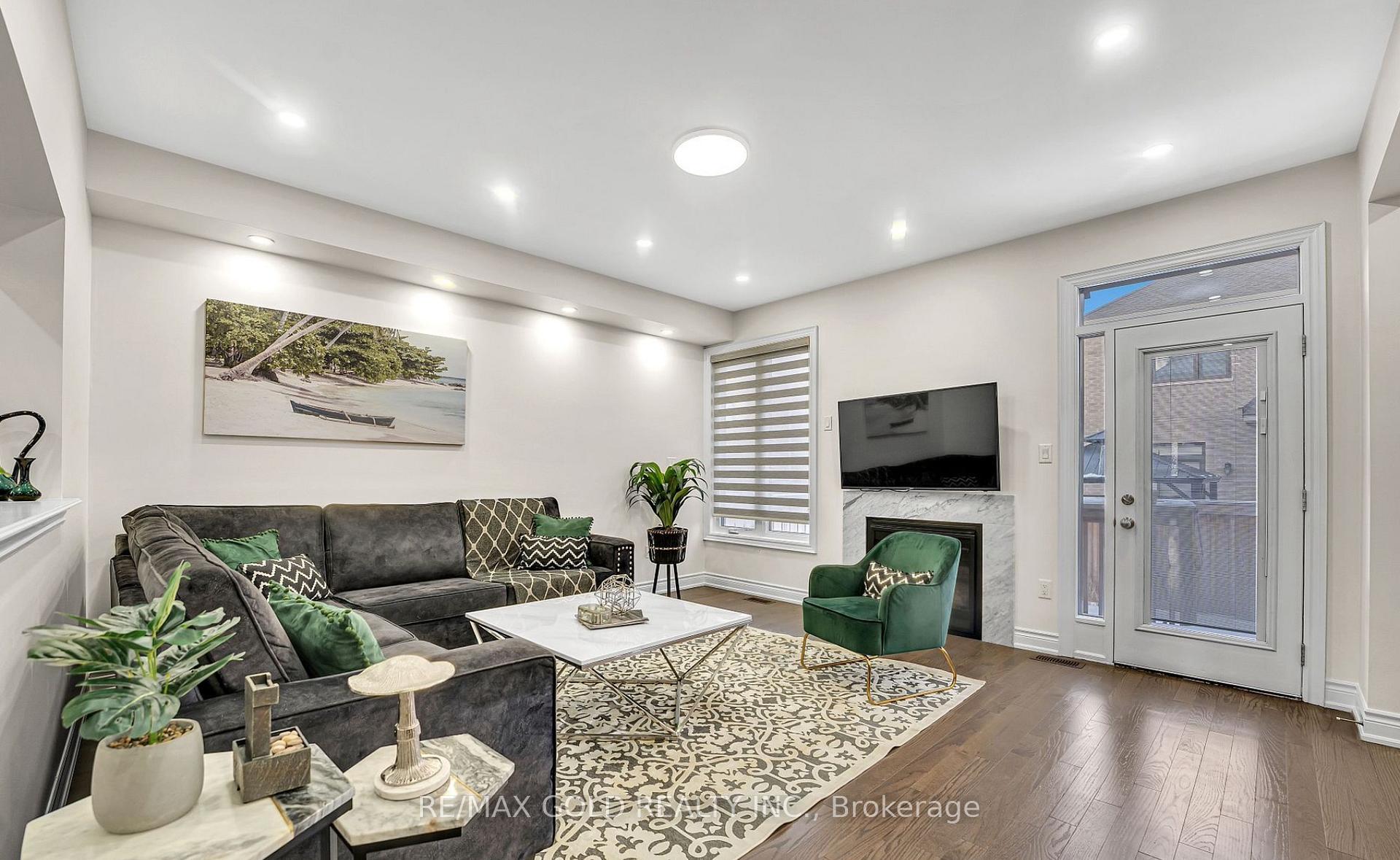 Photo 17 of Unit UPPER, 418 Ramsey Place, Milton, Ford — HOMEH