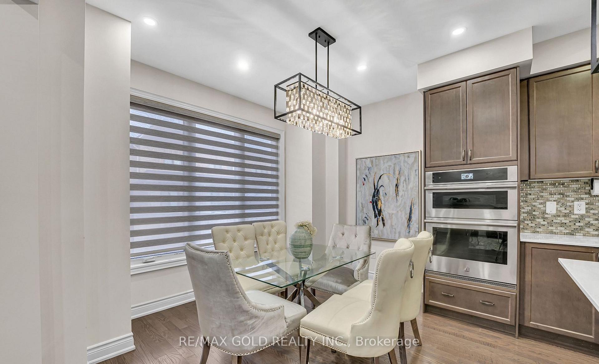 Photo 4 of Unit UPPER, 418 Ramsey Place, Milton, Ford — HOMEH