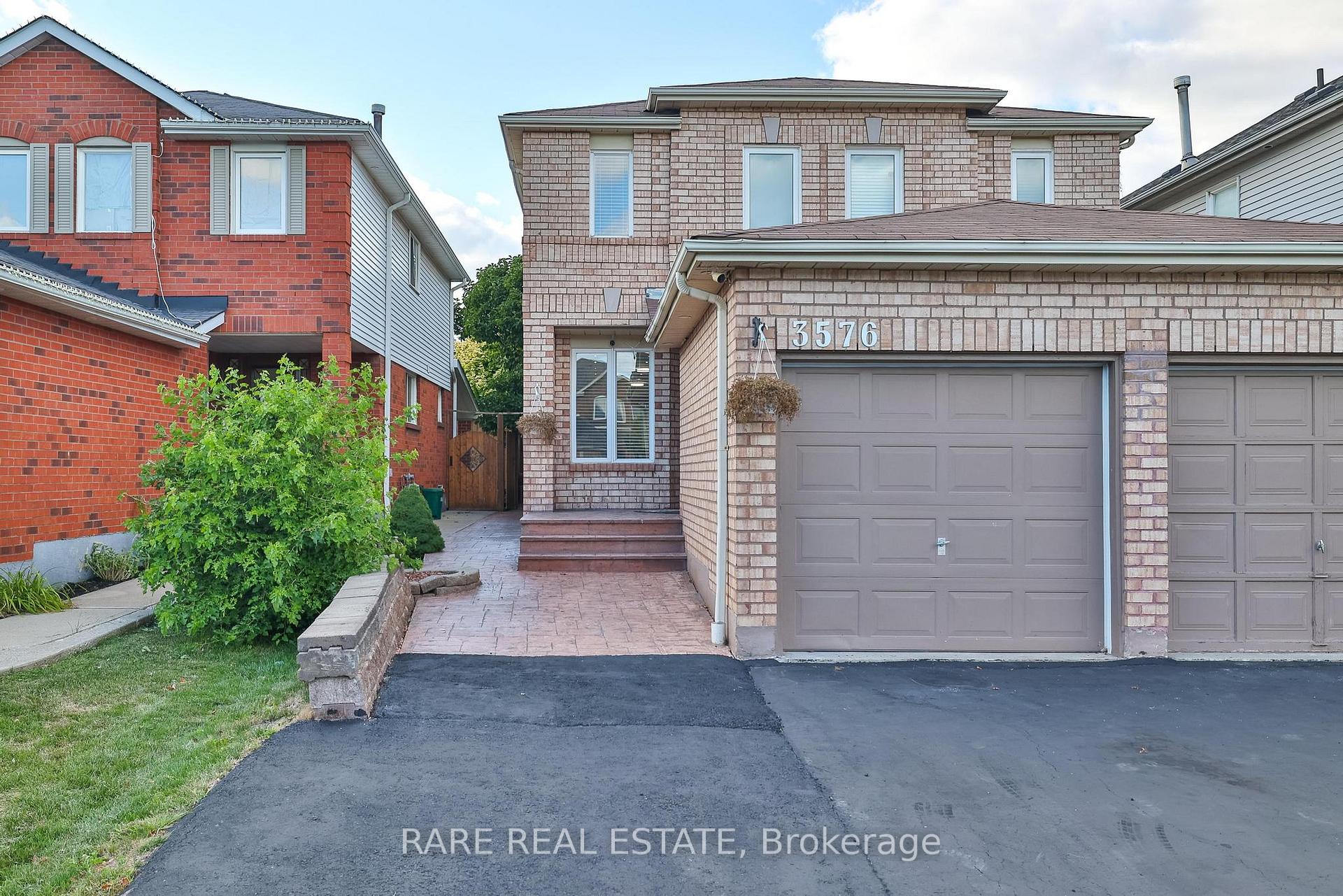 Photo 2 of 3576 Cherrington Crescent, Mississauga, Erin Mills — HOMEH