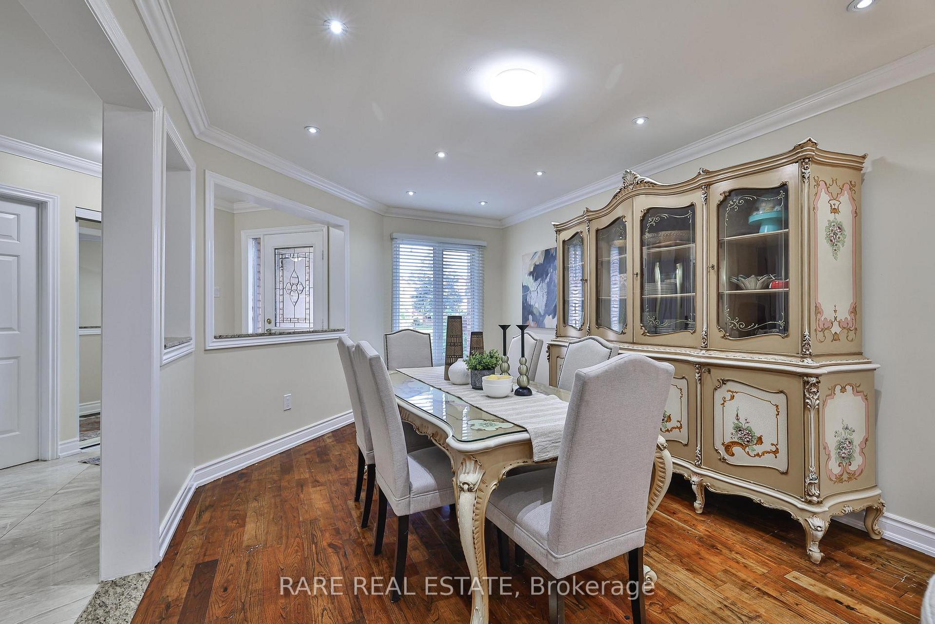 Photo 4 of 3576 Cherrington Crescent, Mississauga, Erin Mills — HOMEH