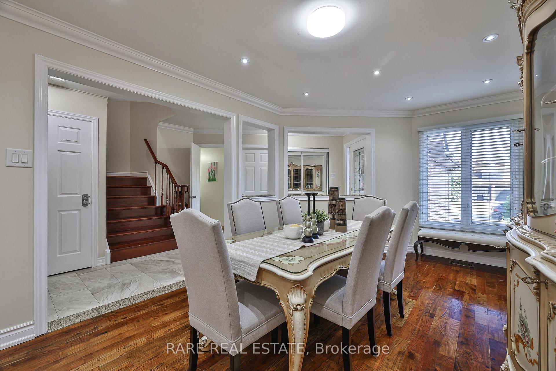Photo 5 of 3576 Cherrington Crescent, Mississauga, Erin Mills — HOMEH