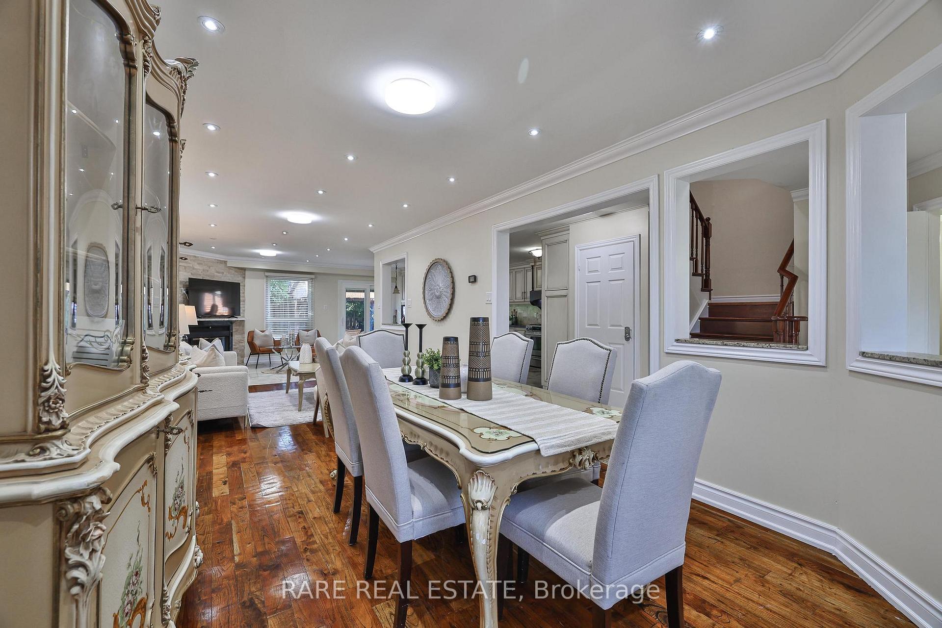 Photo 6 of 3576 Cherrington Crescent, Mississauga, Erin Mills — HOMEH