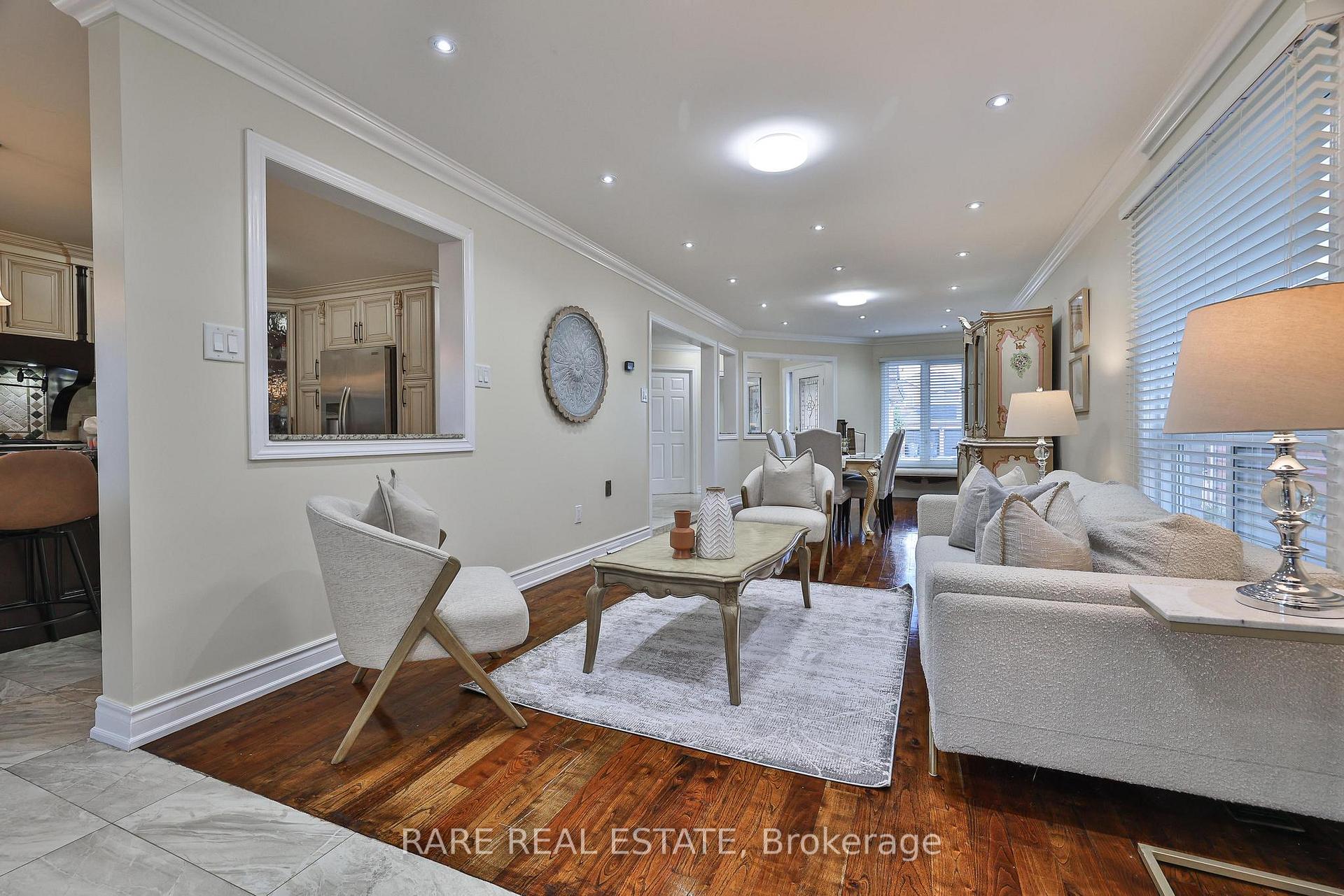Photo 10 of 3576 Cherrington Crescent, Mississauga, Erin Mills — HOMEH
