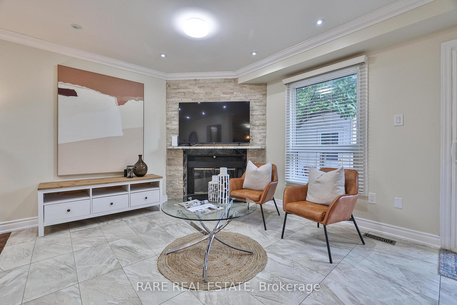 Photo 13 of 3576 Cherrington Crescent, Mississauga, Erin Mills — HOMEH