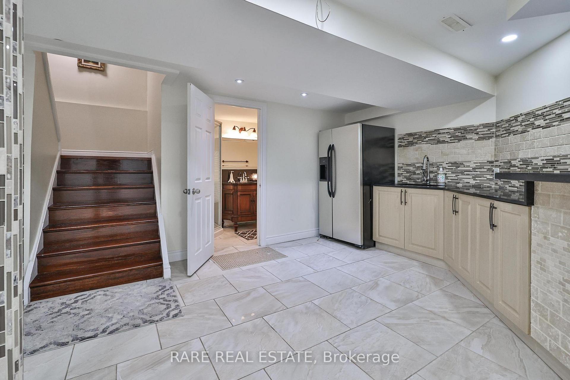 Photo 34 of 3576 Cherrington Crescent, Mississauga, Erin Mills — HOMEH