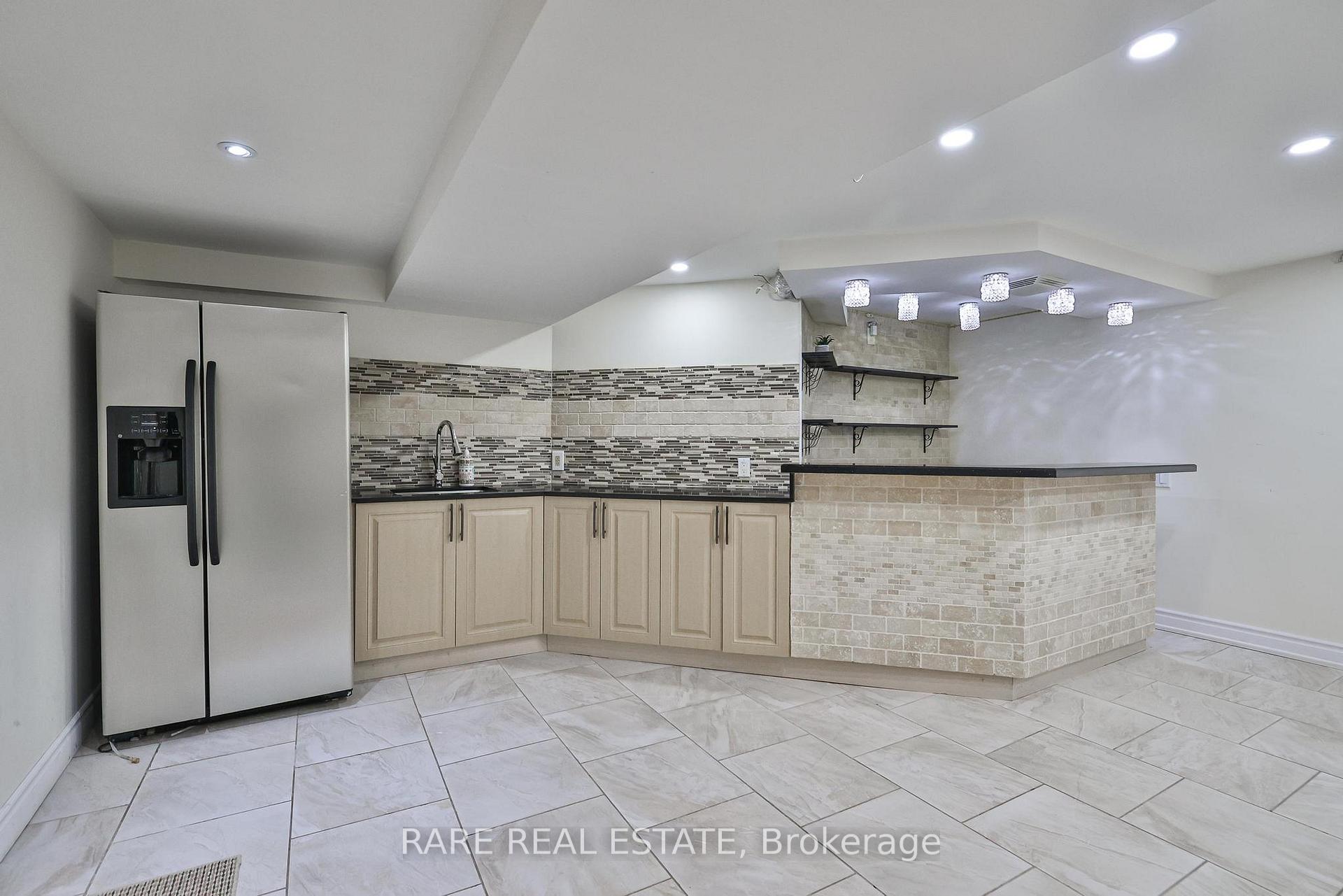 Photo 35 of 3576 Cherrington Crescent, Mississauga, Erin Mills — HOMEH