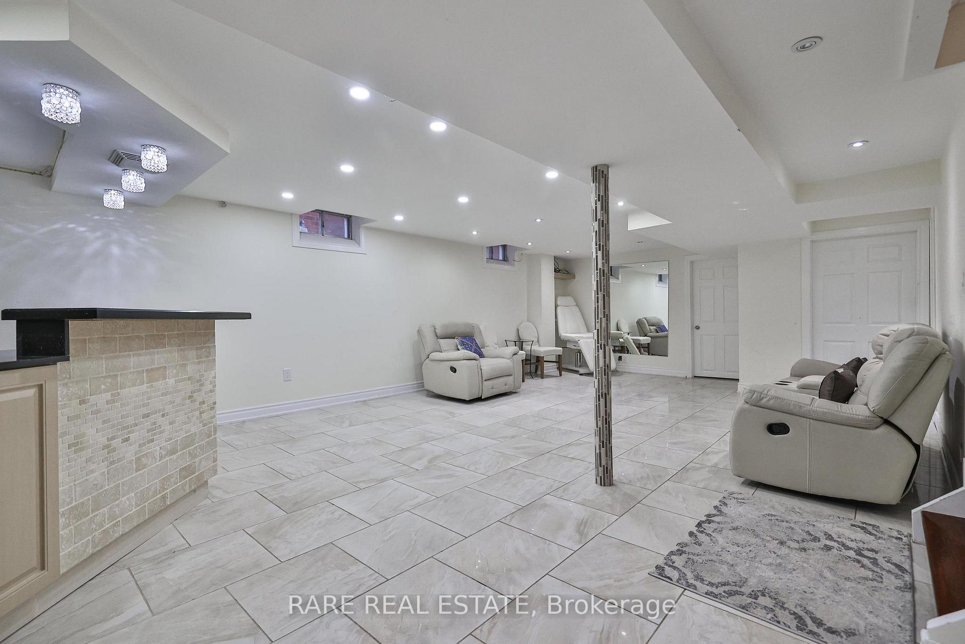 Photo 36 of 3576 Cherrington Crescent, Mississauga, Erin Mills — HOMEH