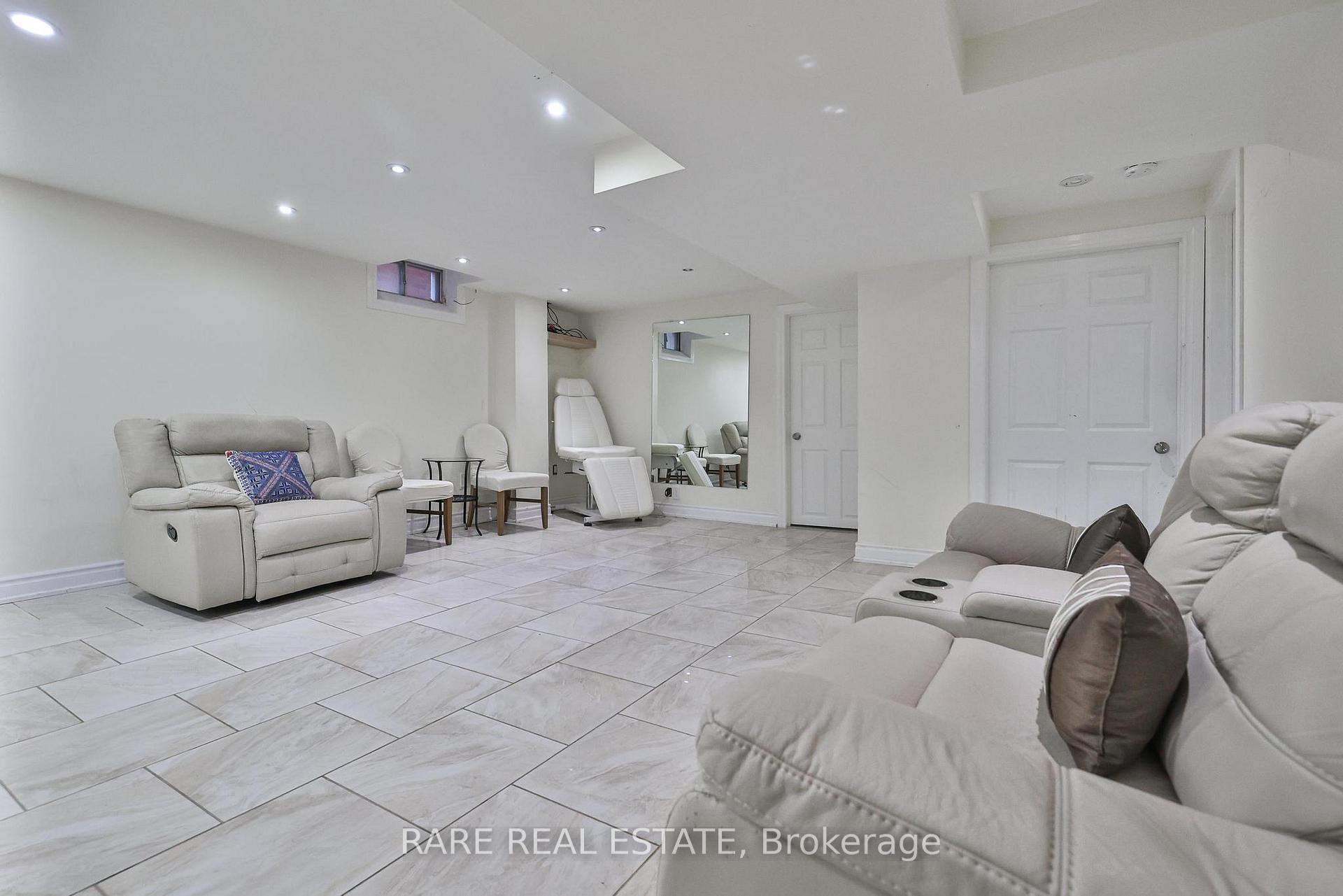 Photo 37 of 3576 Cherrington Crescent, Mississauga, Erin Mills — HOMEH