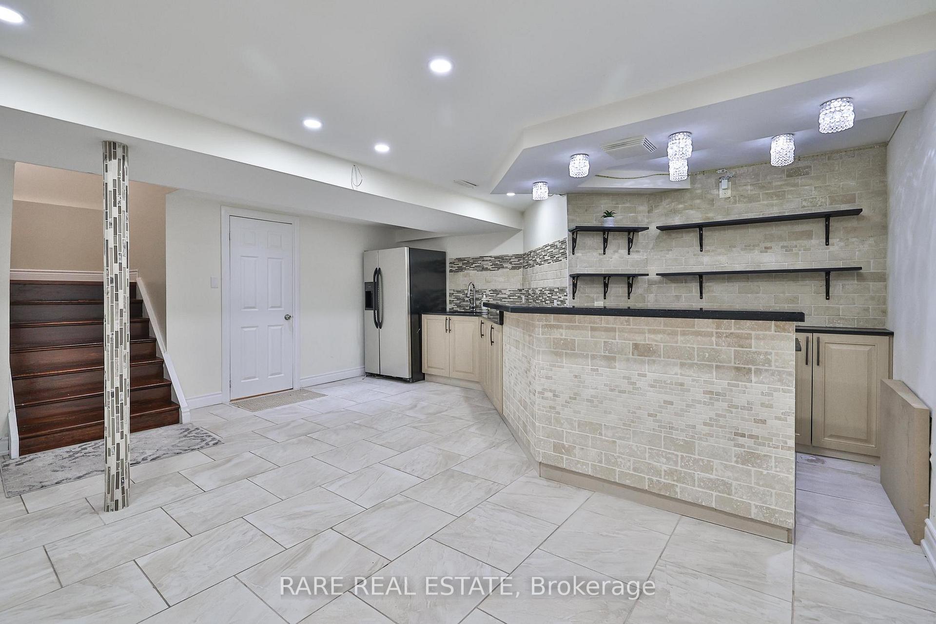 Photo 39 of 3576 Cherrington Crescent, Mississauga, Erin Mills — HOMEH