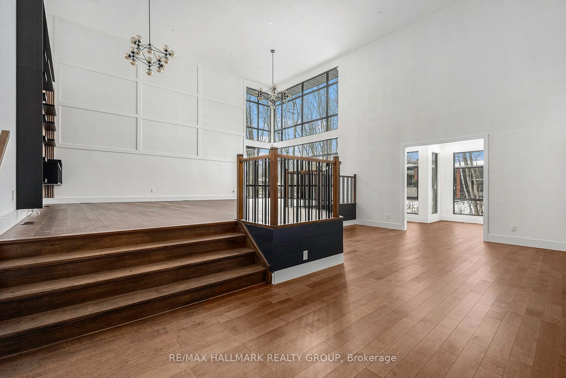 Photo 5 of 132 Robert Taite Drive, Ottawa, Cumberland Estates — HOMEH