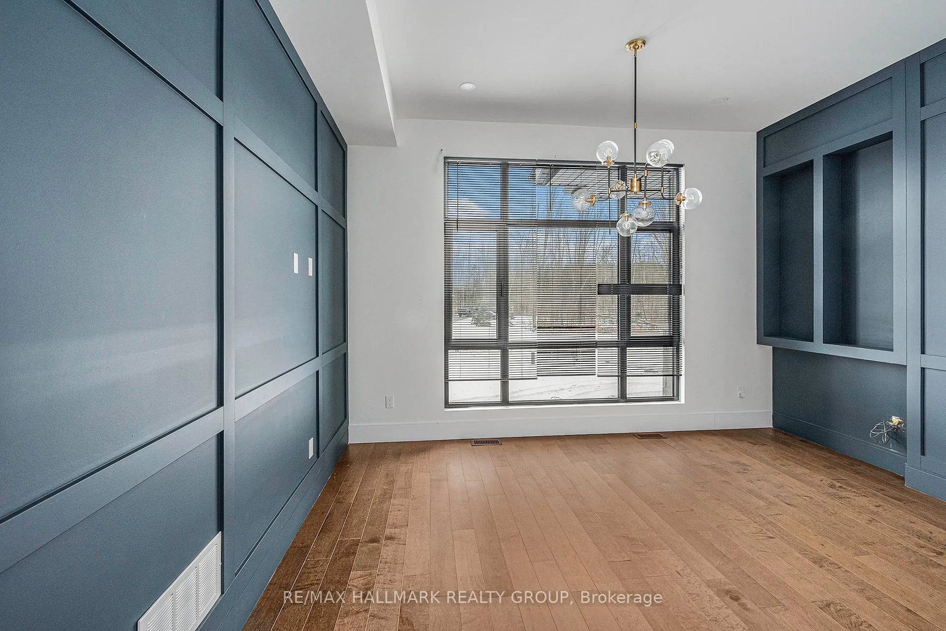 Photo 23 of 132 Robert Taite Drive, Ottawa, Cumberland Estates — HOMEH