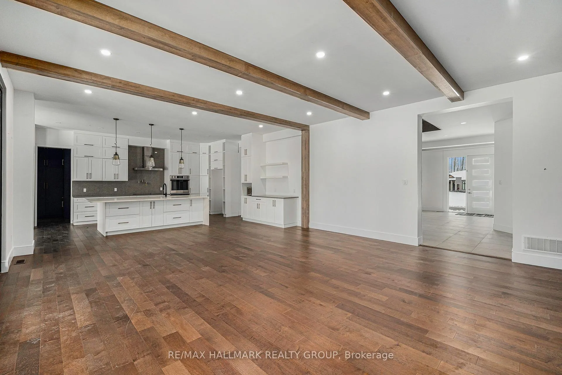 Photo 26 of 132 Robert Taite Drive, Ottawa, Cumberland Estates — HOMEH
