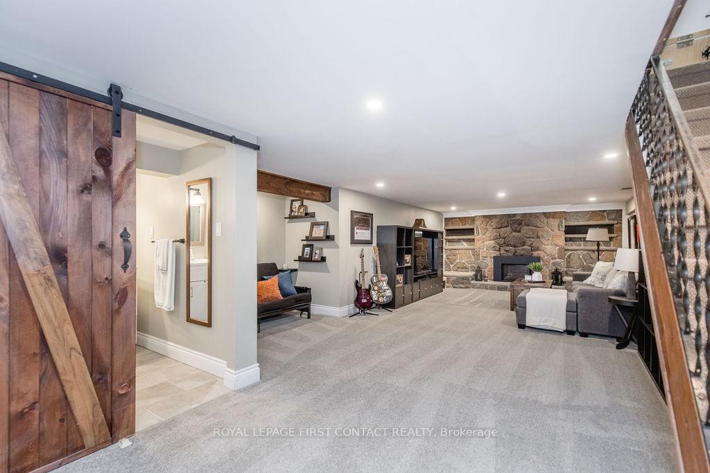 Photo 4 of 315 Crawford Street, Orillia — HOMEH