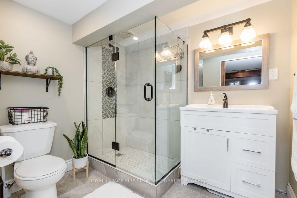 Photo 5 of 315 Crawford Street, Orillia — HOMEH