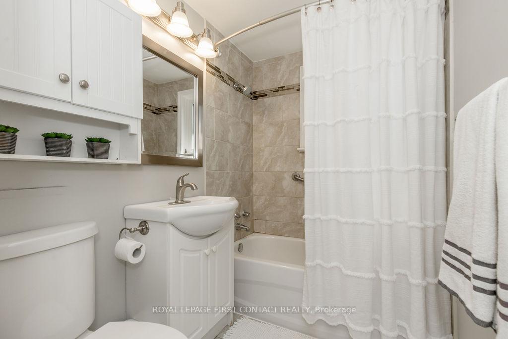 Photo 17 of 315 Crawford Street, Orillia — HOMEH
