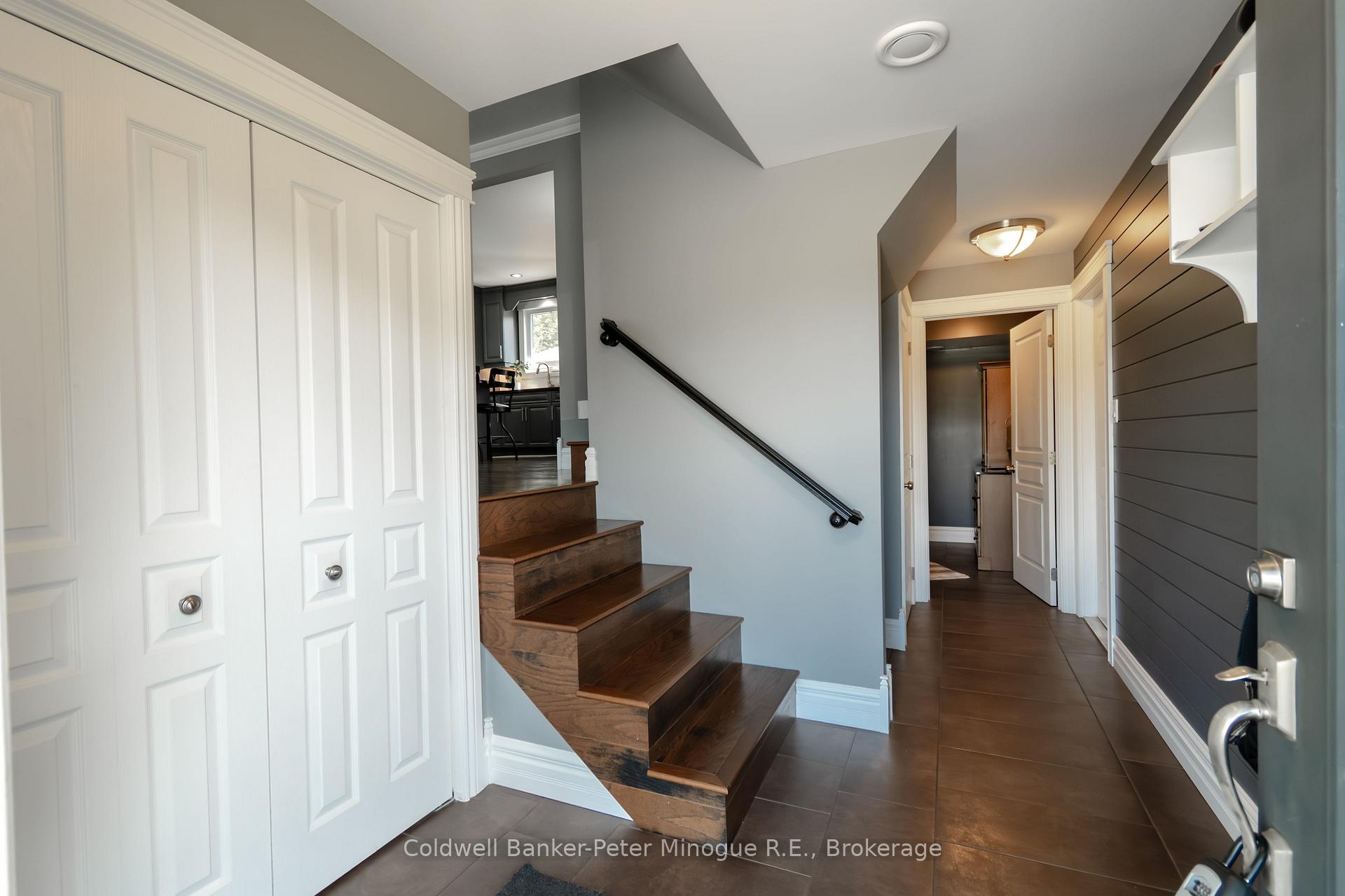 Photo 3 of 238 Crown Crescent, North Bay, Birchaven — HOMEH