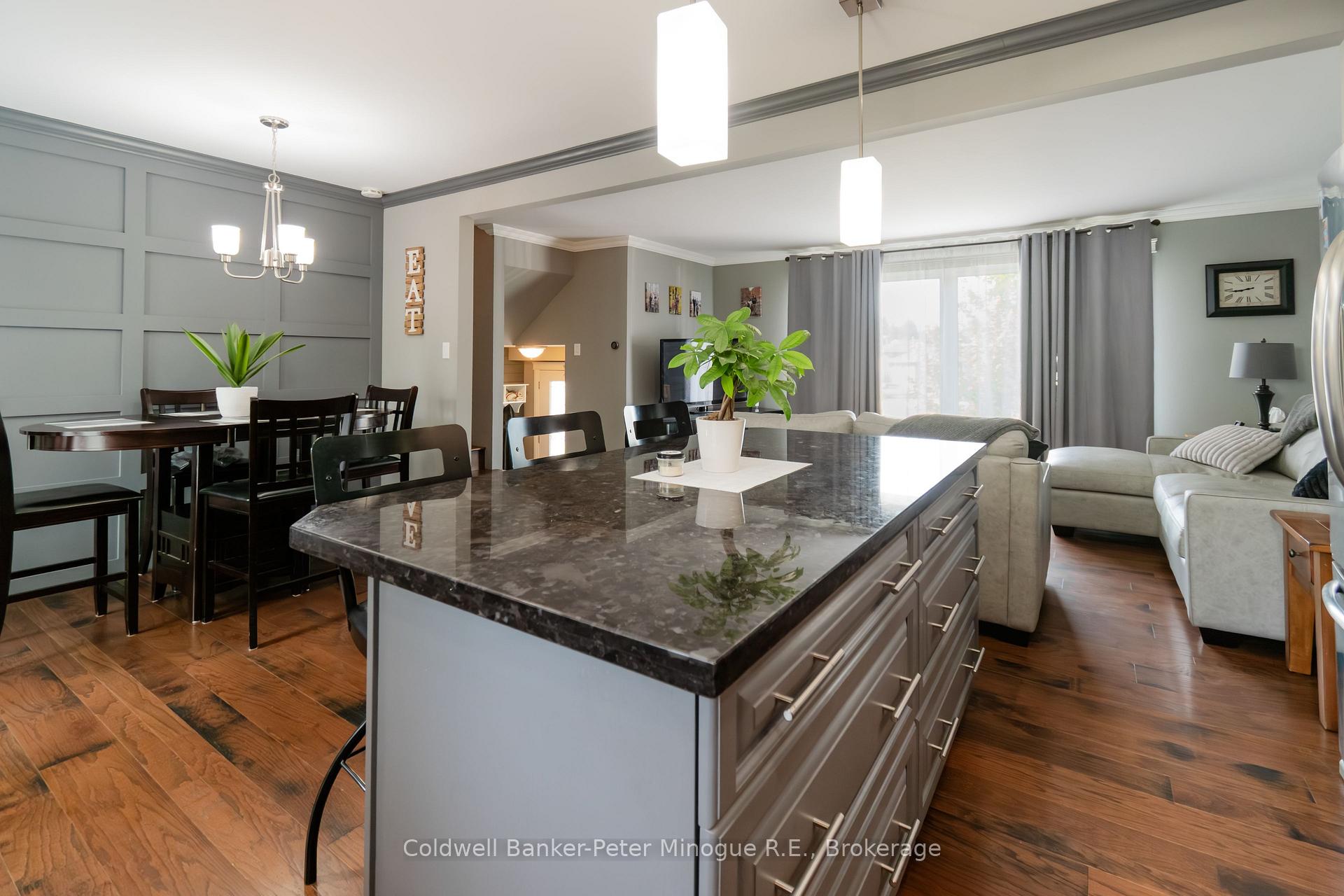 Photo 7 of 238 Crown Crescent, North Bay, Birchaven — HOMEH